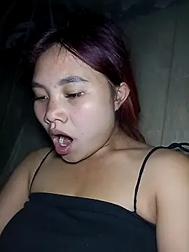 Snapshot of EllyBaby20 chatting on 11.18.25 EllyBaby20 online show from 11.18.25