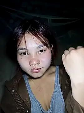 Snapshot of EllyBaby20 chatting on 11.25.25 EllyBaby20 online show from 11.25.25