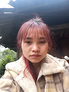 Snapshot of EllyBaby20 chatting on 12.05.25 EllyBaby20 online show from 12.05.25