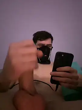 Snapshot of tok_lo24 chatting on 01.18.26 tok lo24 online show from 01.18.26