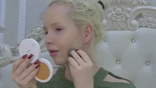 EllieFrosty  online show from 01.13.26