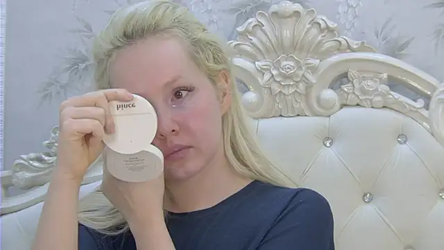 EllieFrosty  online show from 05.28.26