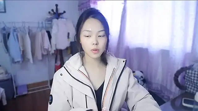 yao-yao  online show from 11.27.25