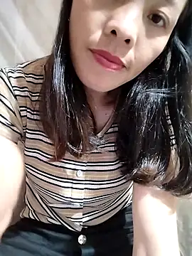 Snapshot of Sinejdk3 chatting on 09.11.25 Sinejdk3 online show from 09.11.25