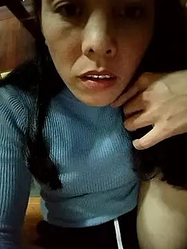 Snapshot of Sinejdk3 chatting on 10.02.25 Sinejdk3 online show from 10.02.25