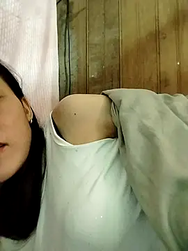 Snapshot of Sinejdk3 chatting on 10.04.25 Sinejdk3 online show from 10.04.25