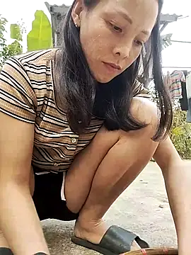 Snapshot of Sinejdk3 chatting on 10.13.25 Sinejdk3 online show from 10.13.25