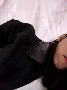 Snapshot of Sinejdk3 chatting on 10.18.25 Sinejdk3 online show from 10.18.25