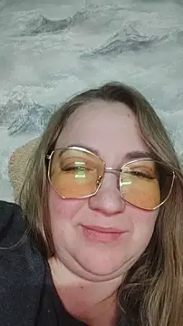 Kiss Eva online show from 02.04.25