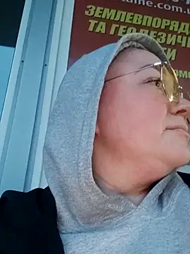 Kiss Eva online show from 03.10.25