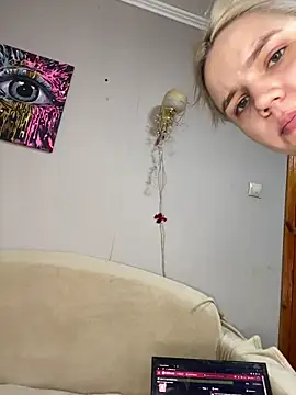 April Purr online show from 03.27.26