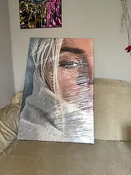 April Purr online show from 03.29.26