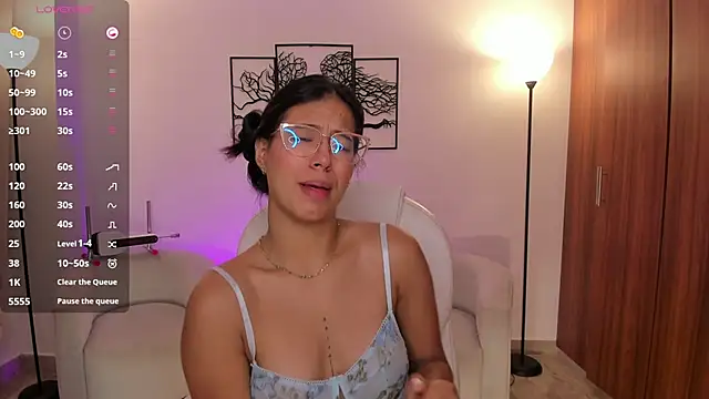 raven stonee online show from 11.17.25