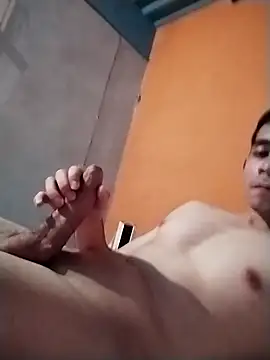 KingMaxiZ online show from 05.08.26