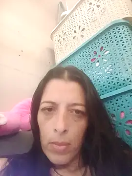 Snapshot of ShaunaDream chatting on 09.21.25 ShaunaDream online show from 09.21.25