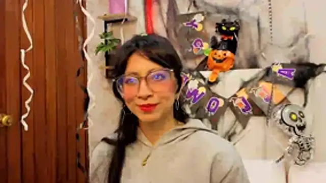 VioletxBloom online show from 10.22.25