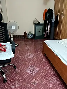 Moona heny online show from 09.28.25