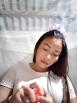 Annaacutee online show from 10.31.25