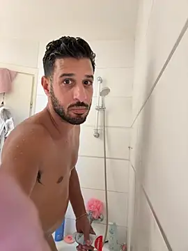 husbandandwifetobe online show from 09.18.25