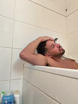 husbandandwifetobe online show from 10.17.25