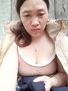 miumiu 00 online show from 02.26.26