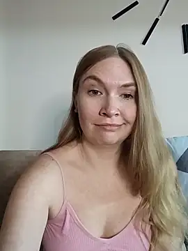 KisaVixen online show from 04.06.26