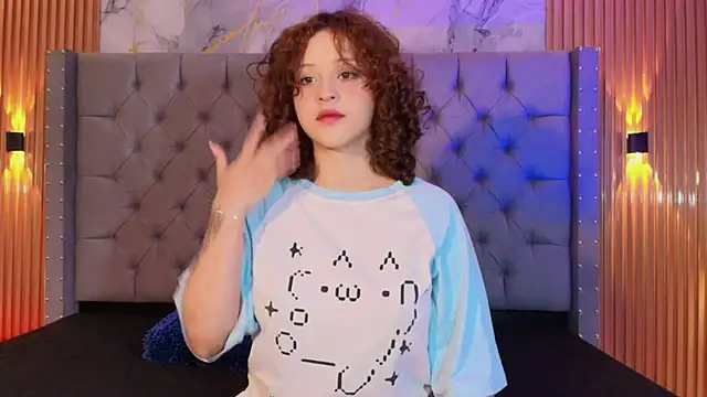 Suxan White  online show from 09.20.25