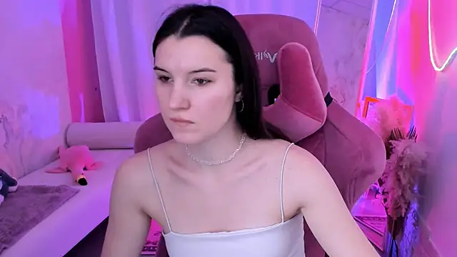 AgataWillis online show from 11.26.25