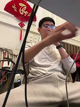 linh21107 online show from 04.09.26