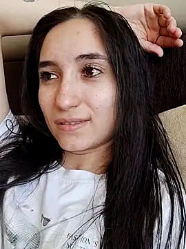 CarolinaBlair online show from 04.16.26