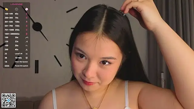 AlberthaEscue online show from 10.19.25