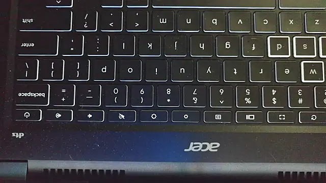 Snapshot of fetishslut4u chatting on 10.14.25 fetishslut4u online show from 10.14.25