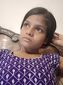 Komal0099 online show from 10.21.25