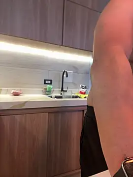 Snapshot of Tomas_Olivia chatting on 03.04.26 Tomas Olivia online show from 03.04.26