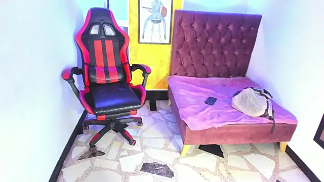 alison moon7 online show from 11.05.25