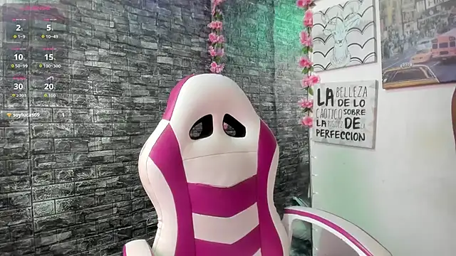 karoll  sex online show from 10.25.25