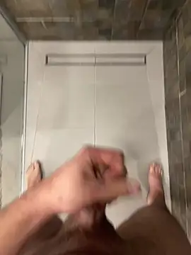 Snapshot of MrZli chatting on 03.24.26 MrZli online show from 03.24.26