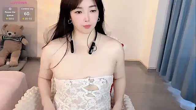 Xiali-166 online show from 02.08.26