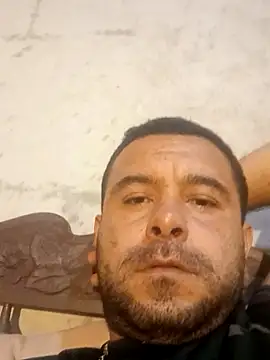 Snapshot of Vddiaz chatting on 10.26.25 Vddiaz online show from 10.26.25