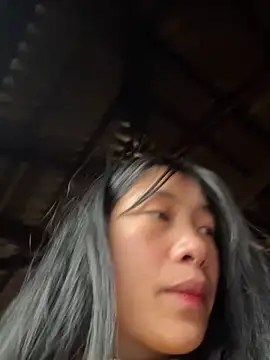 EmLy02 online show from 03.22.26