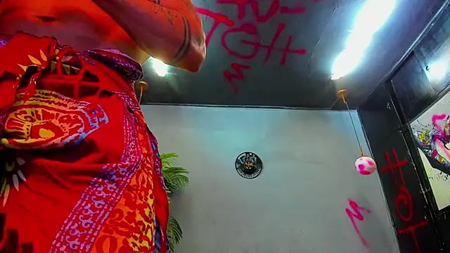 Snapshot of dennis_cox1 chatting on 09.15.25 dennis cox1 online show from 09.15.25