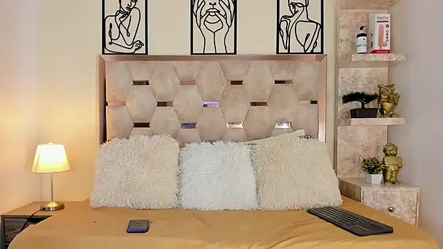 Snapshot of Ballesteros_ chatting on 09.21.25 Ballesteros online show from 09.21.25