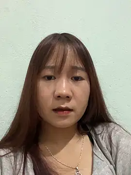 qinejr37 online show from 10.05.25