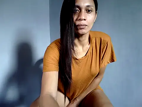 missruffa online show from 10.17.25