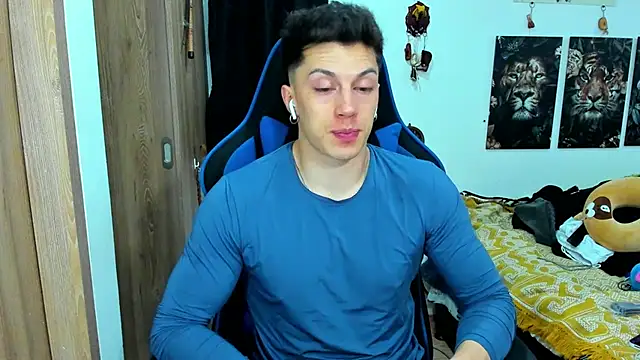 Snapshot of javiersexymann chatting on 12.23.24 javiersexymann online show from 12.23.24