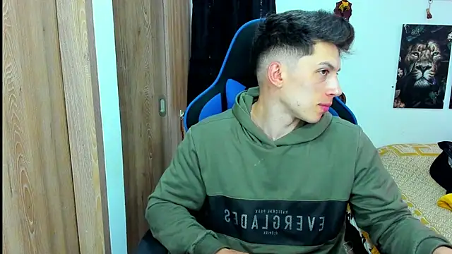 Snapshot of javiersexymann chatting on 01.20.25 javiersexymann online show from 01.20.25