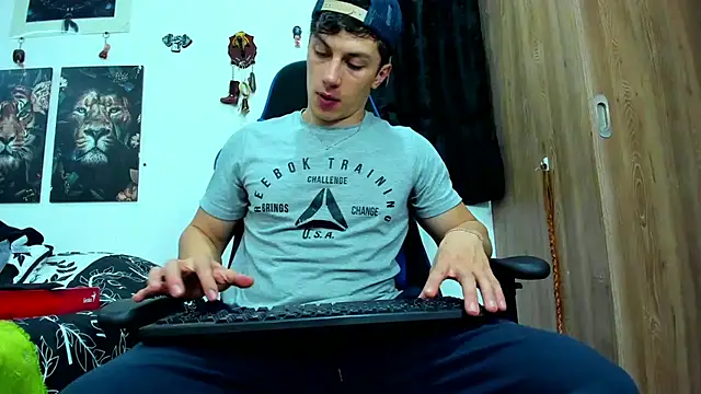 Snapshot of javiersexymann chatting on 03.07.25 javiersexymann online show from 03.07.25