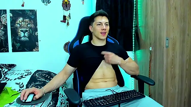 Snapshot of javiersexymann chatting on 03.22.25 javiersexymann online show from 03.22.25