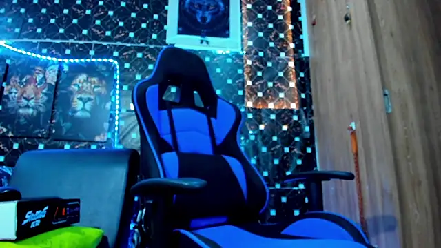 Snapshot of javiersexymann chatting on 09.11.25 javiersexymann online show from 09.11.25