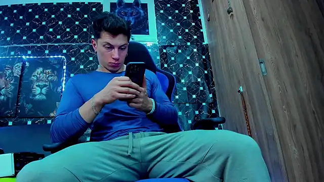 Snapshot of javiersexymann chatting on 10.03.25 javiersexymann online show from 10.03.25